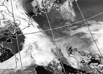 Satellitenbild (Infrarot, Ausschnitt) von NOAA 18 vom 19.11.2007, 01.36 UT